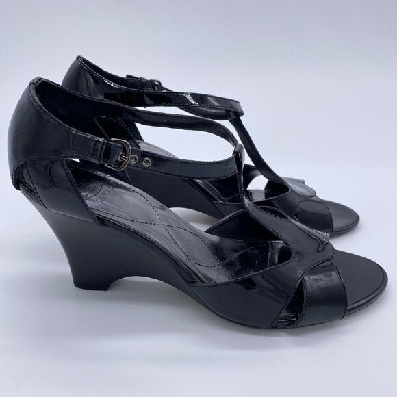 CIRCA Joan & David Black Patent Sandals - Picture 3 of 12